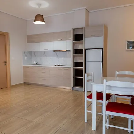 アパートホテル Franklin Sarandë